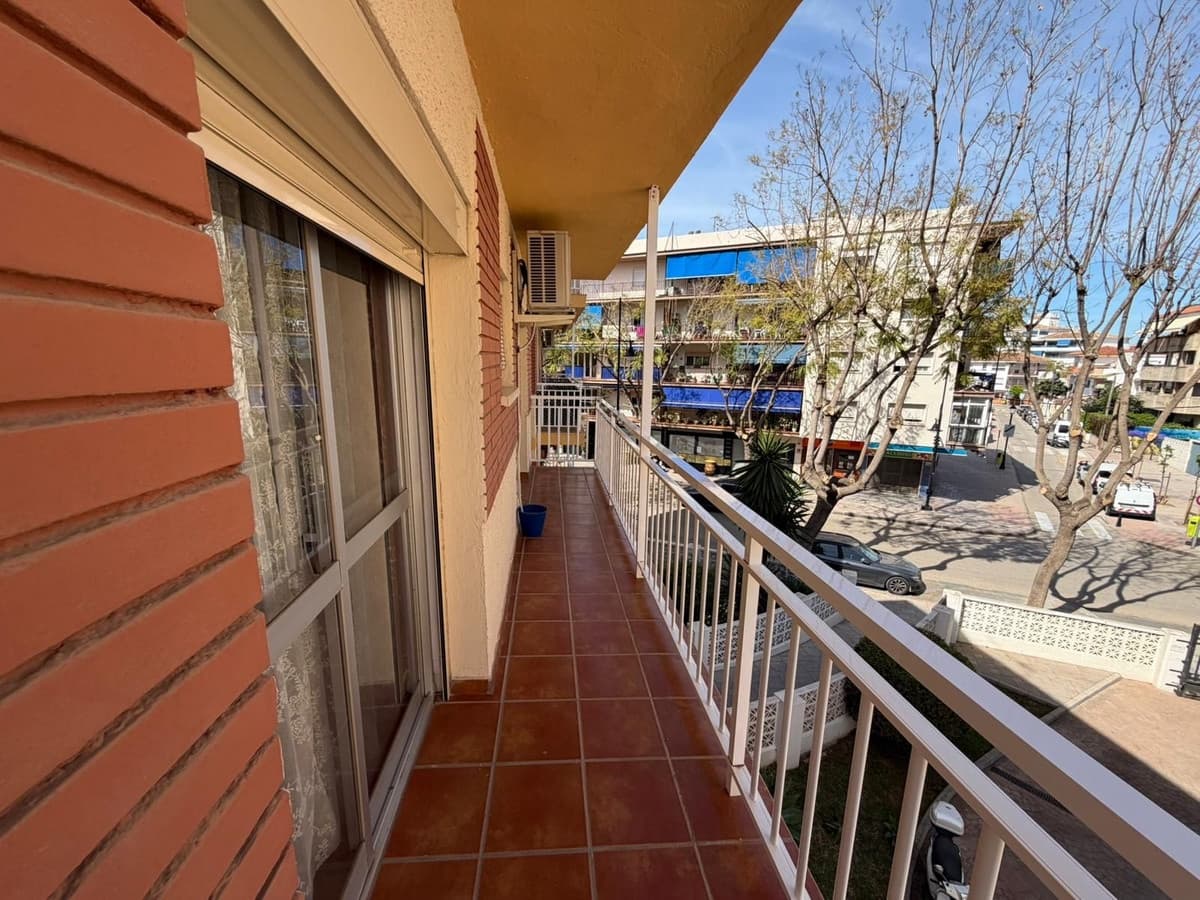 2 slaapkamer Appartement te koop in Fuengirola - € 315.000 (Ref: 9972031)