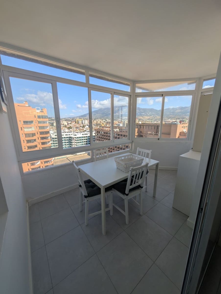 1 soverom Leilighet til salgs i Fuengirola med svømmebasseng - € 289 500 (Ref: 9972034)