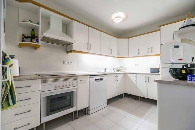 2 sovrum Hus till salu i Mijas med pool garage - 365 000 € (Ref: 9972035)
