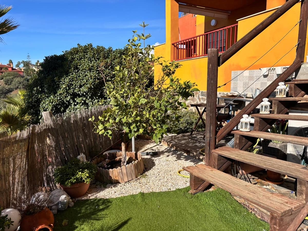 2 bedroom Apartment for sale in La Reserva with pool garage - € 365,000 (Ref: 9972036)