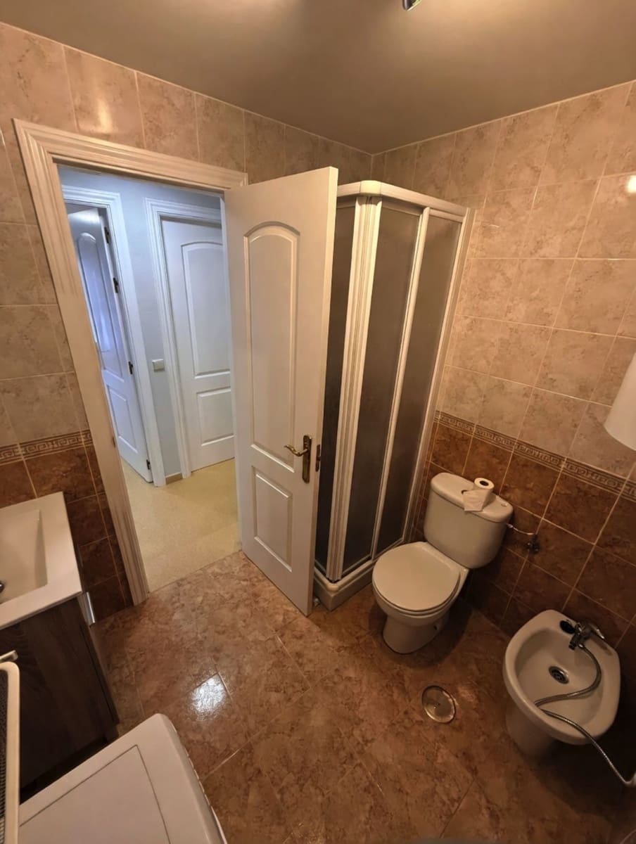 Apartamento de 2 habitaciones en San Luis de Sabinillas en venta con piscina - 297.000 € (Ref: 9972037)