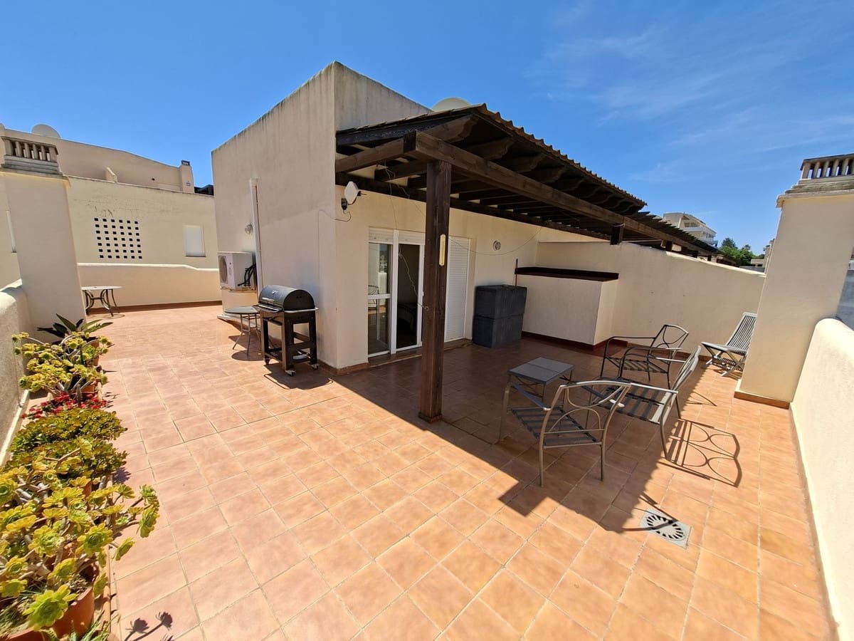 3 bedroom Apartment for sale in La Duquesa / Puerto de la Duquesa with pool garage - € 325,000 (Ref: 9972040)