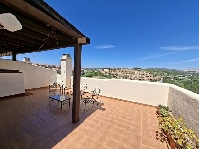 3 makuuhuone Huoneisto myytävänä paikassa La Duquesa / Puerto de la Duquesa, Manilva mukana uima-altaan 
autotalli - 325 000 € (Ref: 9972040)