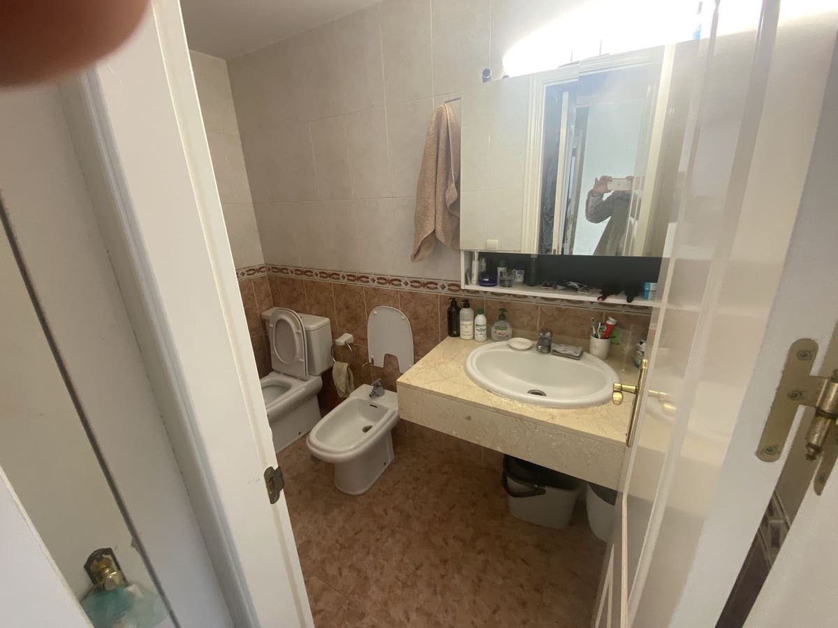 2 slaapkamer Appartement te koop in Nueva Andalucia met zwembad - € 370.000 (Ref: 9972044)