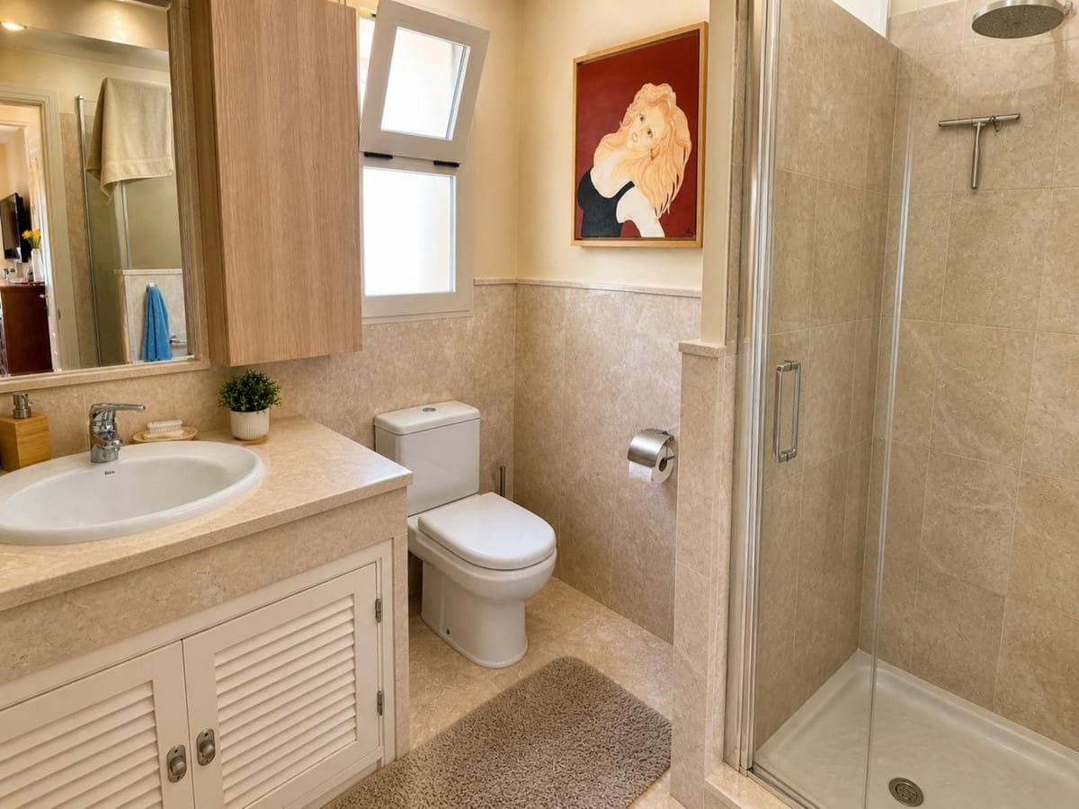 2 soveværelse Lejlighed til salg i La Mairena med swimmingpool - € 369.000 (Ref: 9972056)
