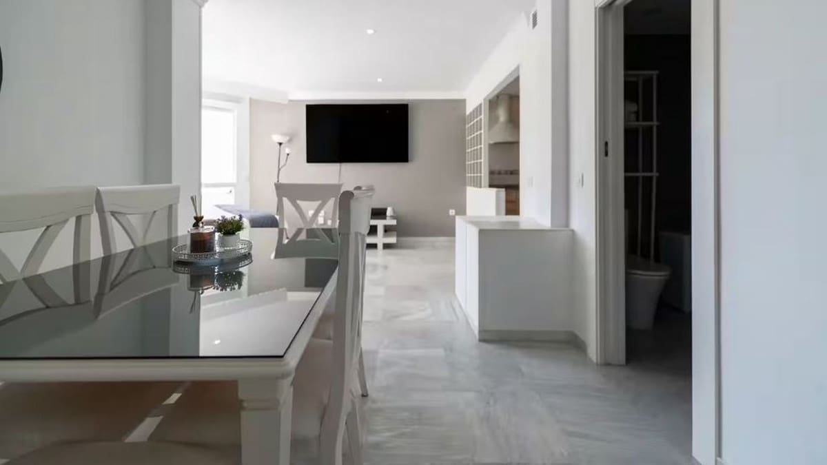 1 makuuhuone Huoneisto myytävänä paikassa Marbella mukana uima-altaan - 395 000 € (Ref: 9972057)