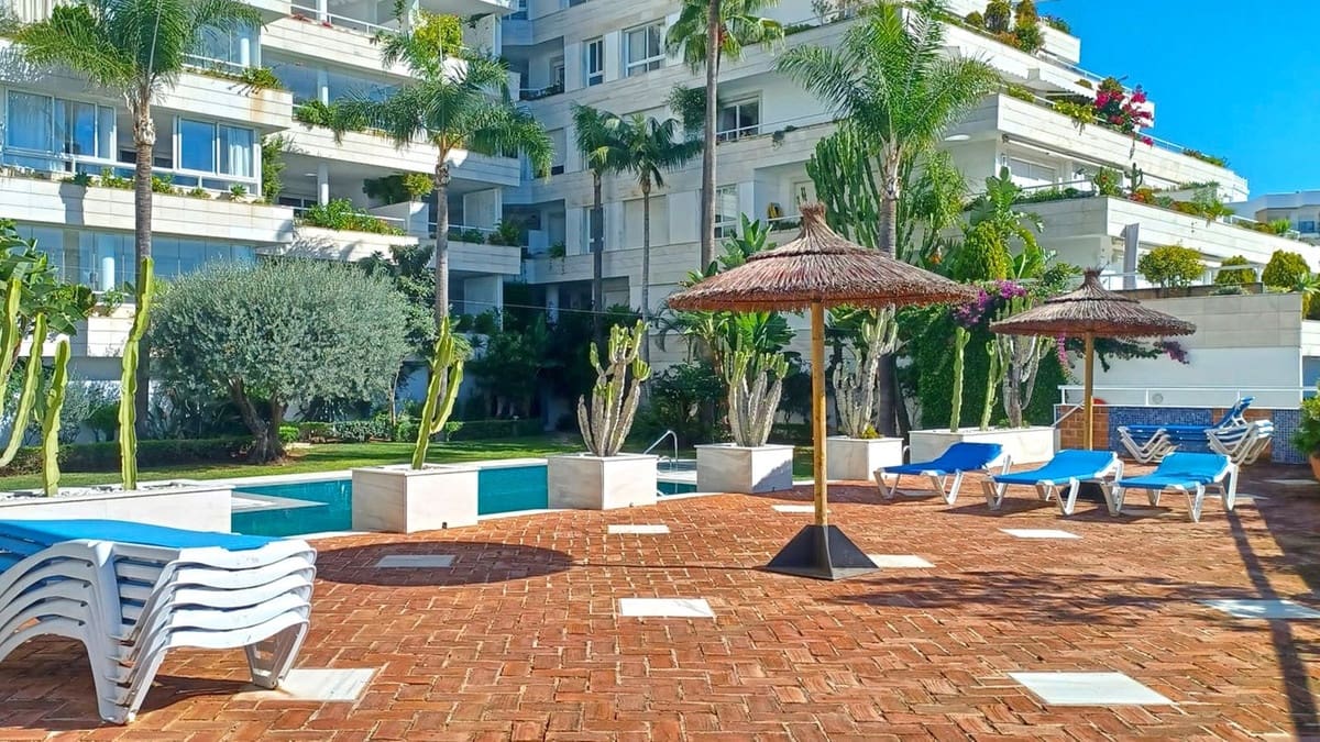 1 makuuhuone Huoneisto myytävänä paikassa Marbella mukana uima-altaan - 395 000 € (Ref: 9972057)