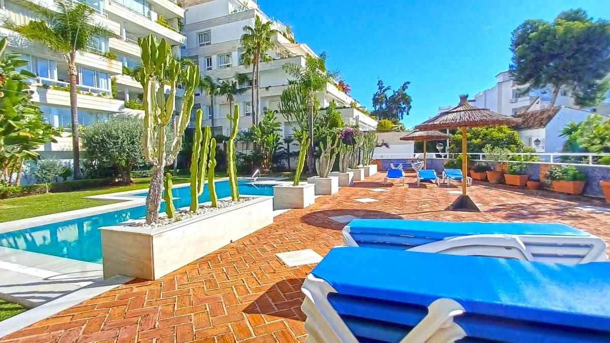 1 makuuhuone Huoneisto myytävänä paikassa Marbella mukana uima-altaan - 395 000 € (Ref: 9972057)