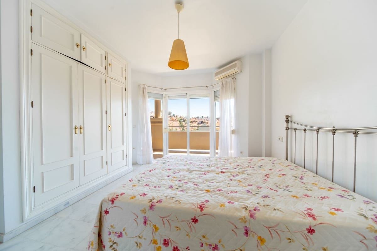 3 soveværelse Lejlighed til salg i Fuengirola med swimmingpool garage - € 389.000 (Ref: 9972060)