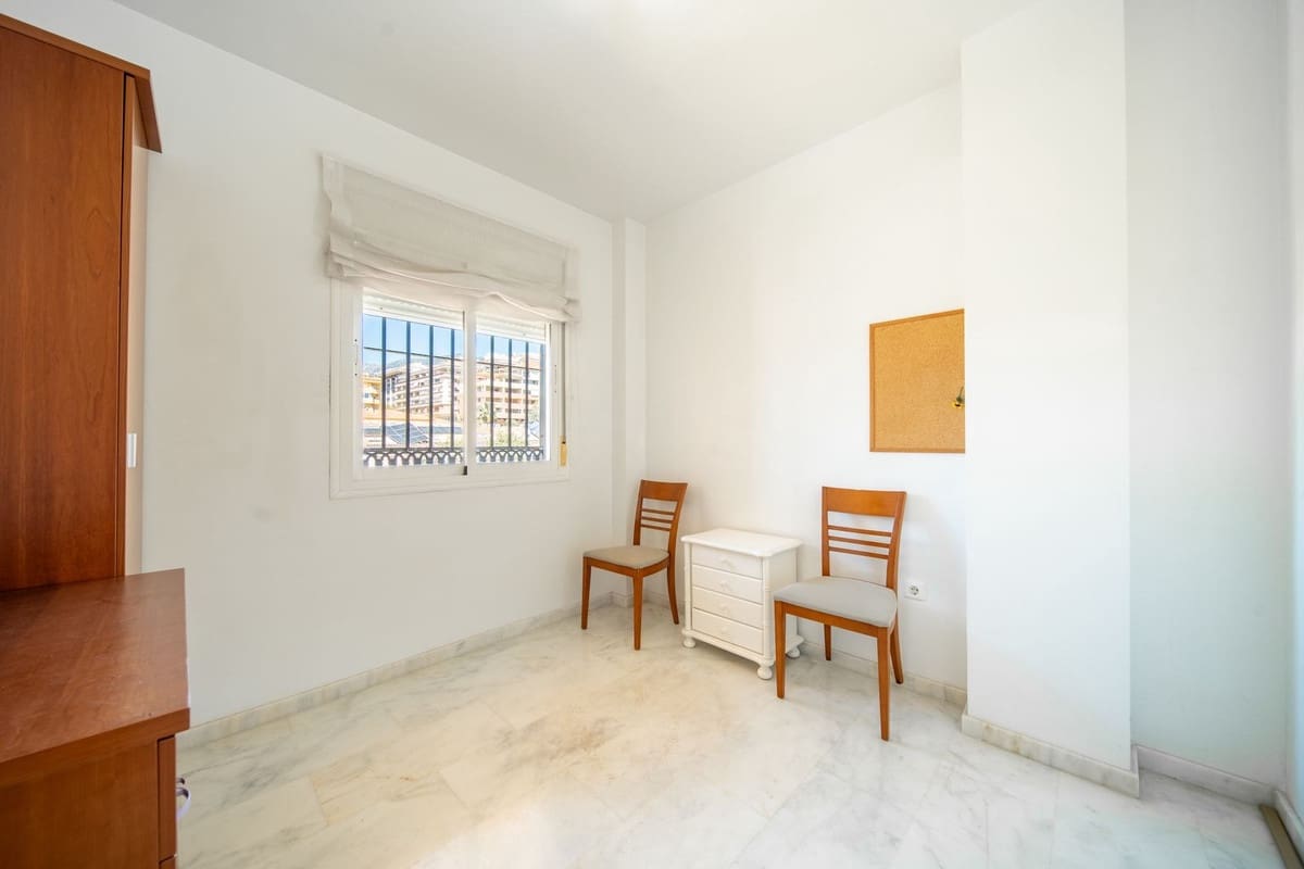 3 soveværelse Lejlighed til salg i Fuengirola med swimmingpool garage - € 389.000 (Ref: 9972060)