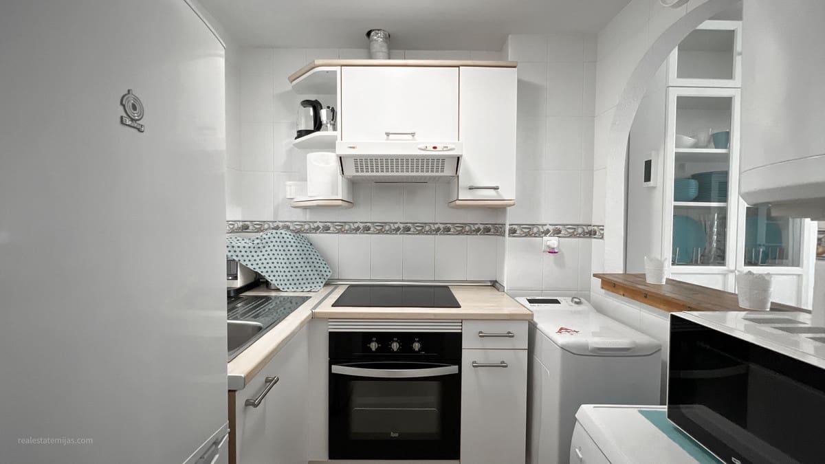 2 soveværelse Lejlighed til salg i La Cala de Mijas med swimmingpool - € 339.950 (Ref: 9972061)