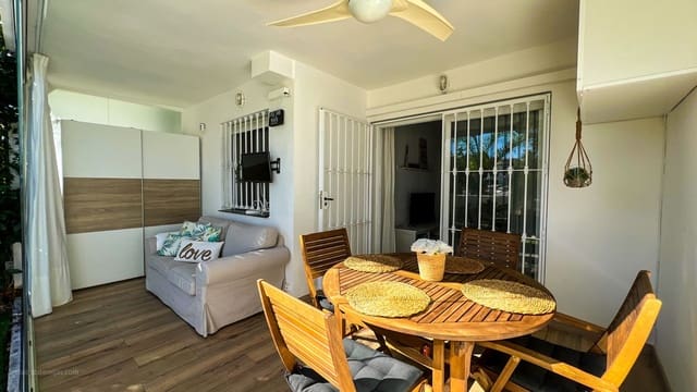 2 soveværelse Lejlighed til salg i La Cala de Mijas, Mijas med swimmingpool - € 339.950 (Ref: 9972061)