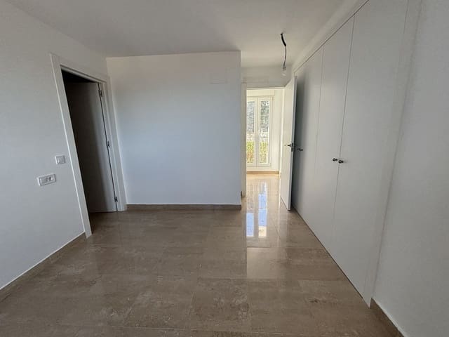 3 soveværelse Lejlighed til salg i La Duquesa / Puerto de la Duquesa, Manilva med swimmingpool - € 398.000 (Ref: 9972066)