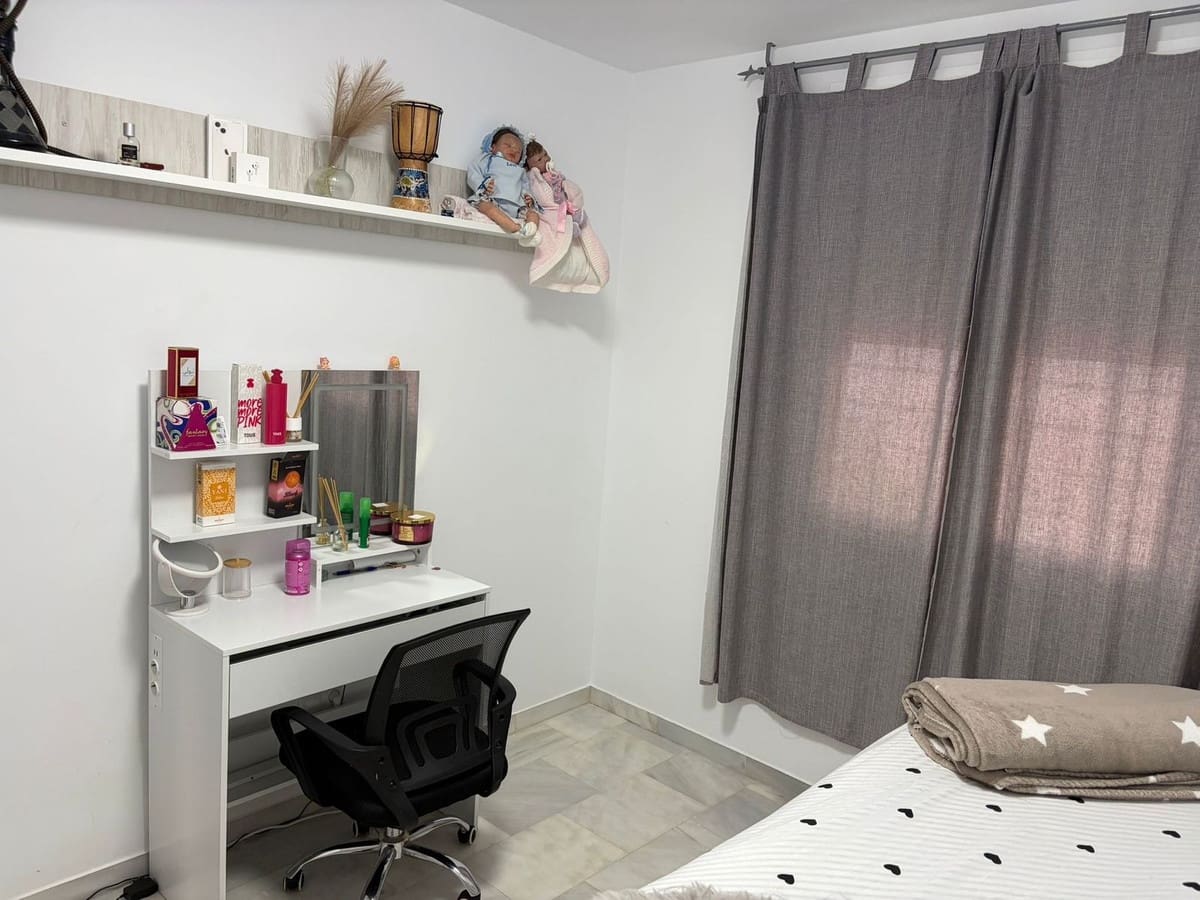 Pareado de 4 habitaciones en Bahia de Casares en venta con garaje - 393.000 € (Ref: 9972068)
