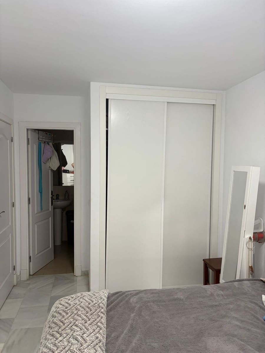 Pareado de 4 habitaciones en Bahia de Casares en venta con garaje - 393.000 € (Ref: 9972068)