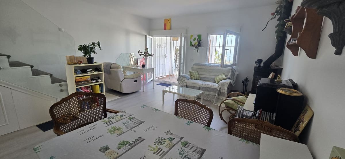 2 bedroom Townhouse for sale in Marbella with pool - € 397,000 (Ref: 9972073)