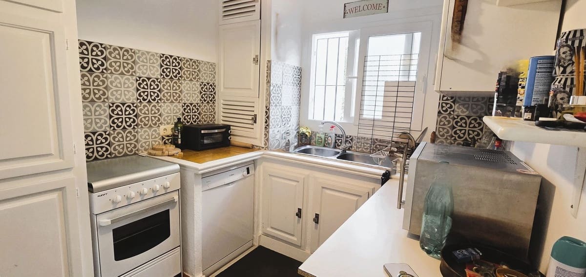 2 bedroom Townhouse for sale in Marbella with pool - € 397,000 (Ref: 9972073)