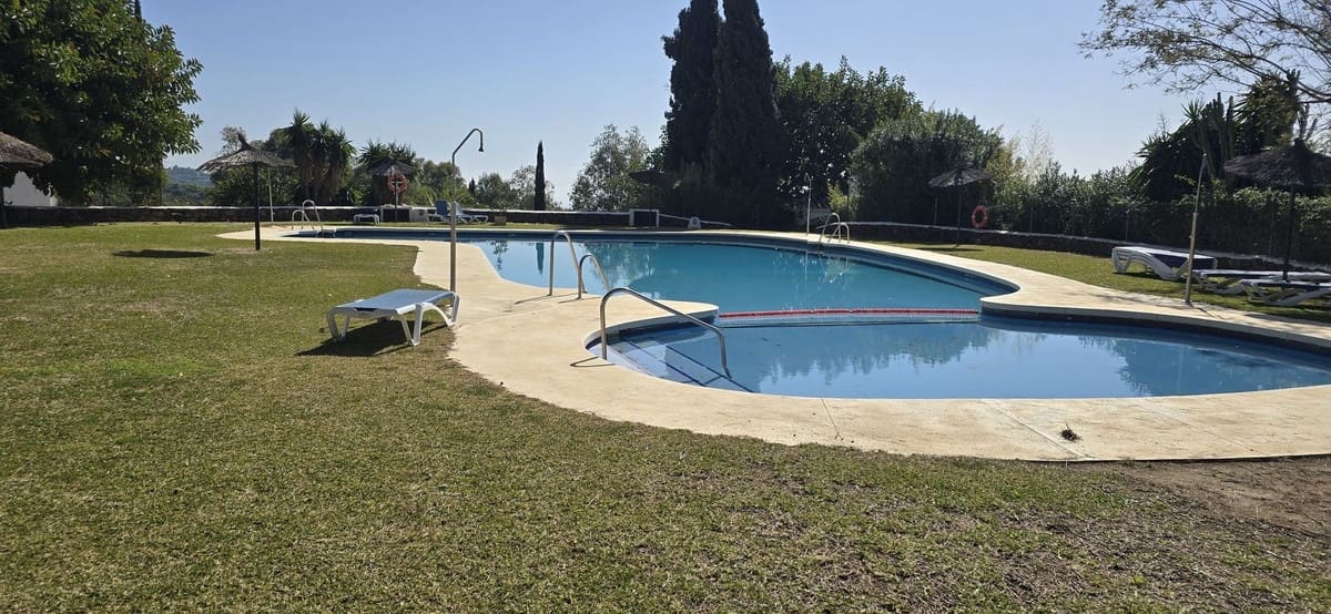 2 bedroom Townhouse for sale in Marbella with pool - € 397,000 (Ref: 9972073)