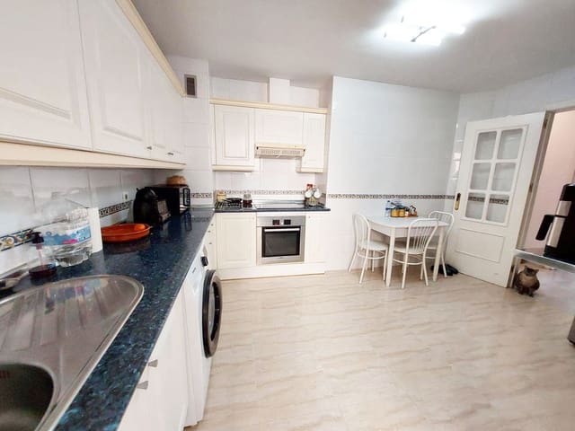 3 soveværelse Lejlighed til salg i Torremolinos - € 375.000 (Ref: 9972075)