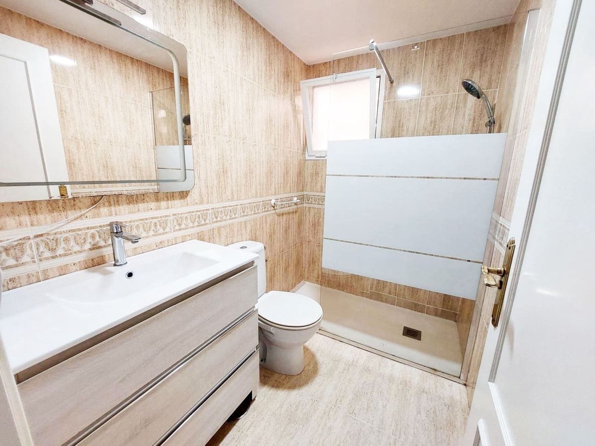 3 soveværelse Lejlighed til salg i Torremolinos - € 375.000 (Ref: 9972075)