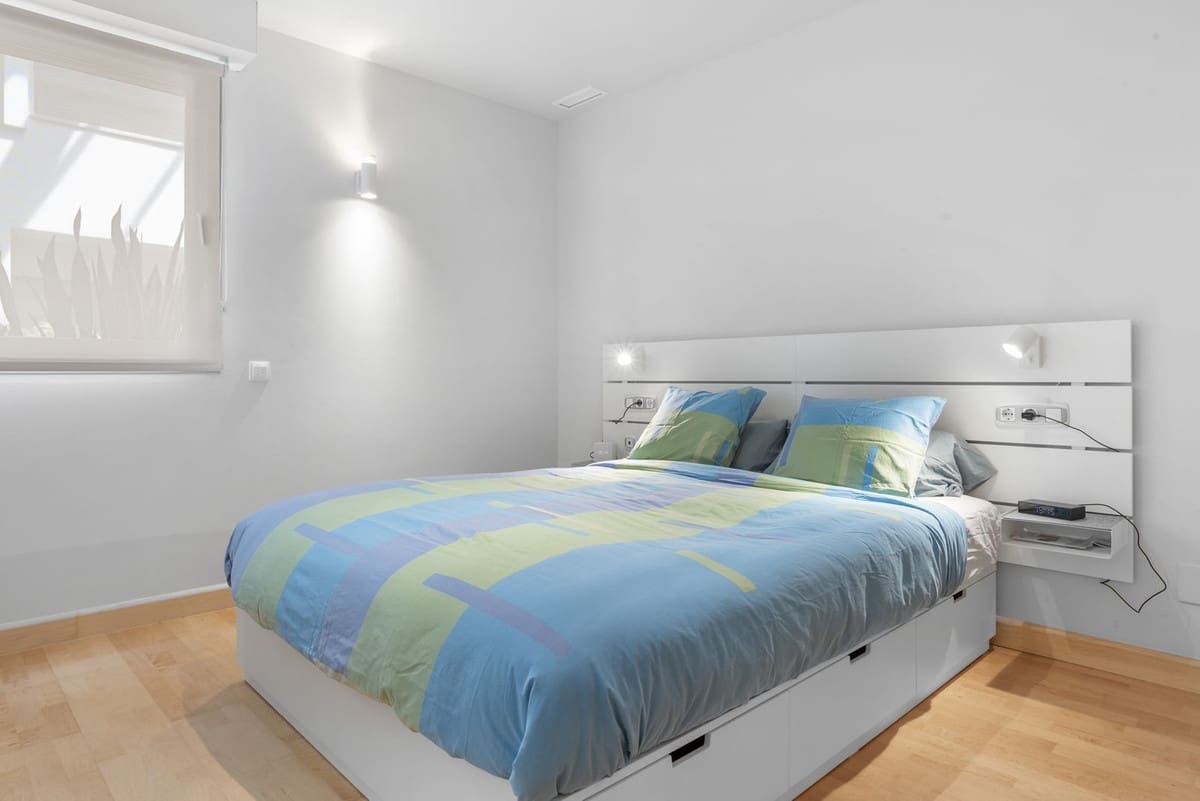 1 soveværelse Lejlighed til salg i La Cala de Mijas med swimmingpool garage - € 295.000 (Ref: 9972077)