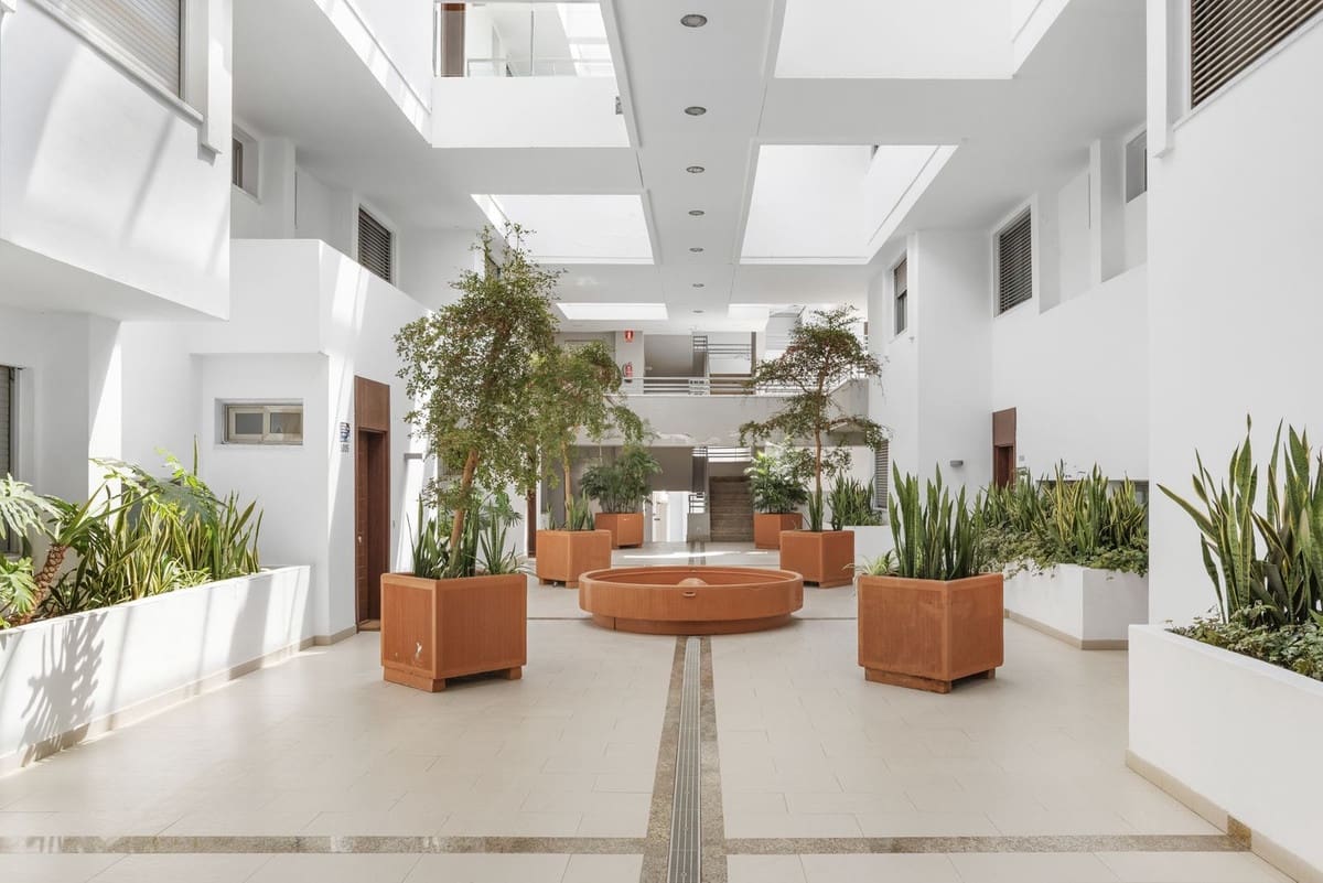 1 soveværelse Lejlighed til salg i La Cala de Mijas med swimmingpool garage - € 295.000 (Ref: 9972077)