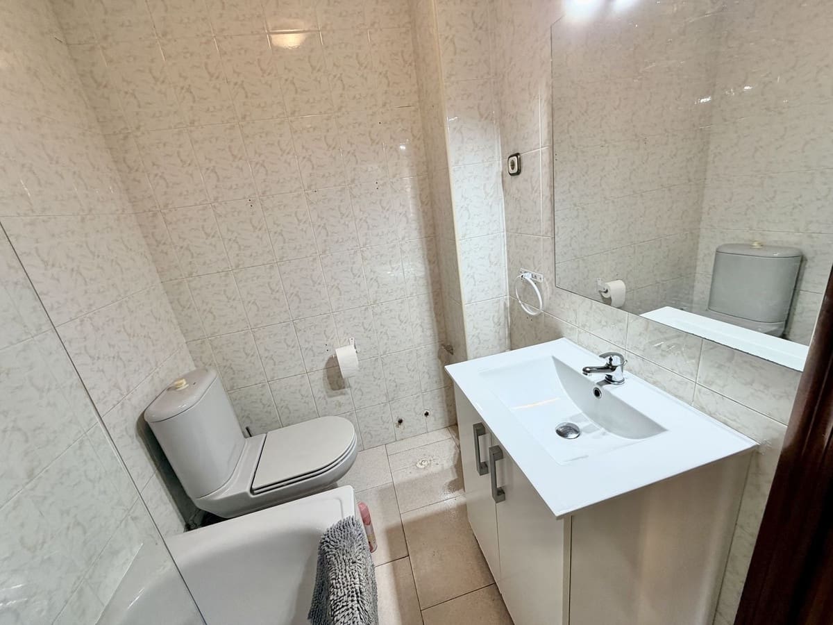 4 slaapkamer Appartement te koop in Marbella - € 339.000 (Ref: 9972079)