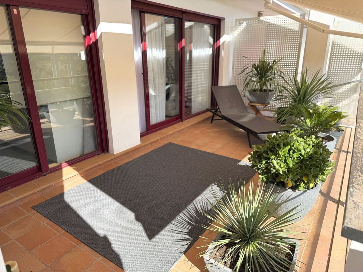 Apartamento de 1 habitación en Benahavís en venta con piscina garaje - 310.000 € (Ref: 9972082)