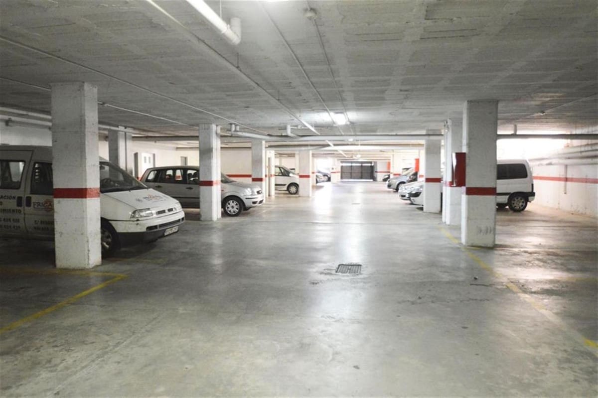 2 soverom Leilighet til salgs i Benalmadena Costa med svømmebasseng - € 375 000 (Ref: 9972083)