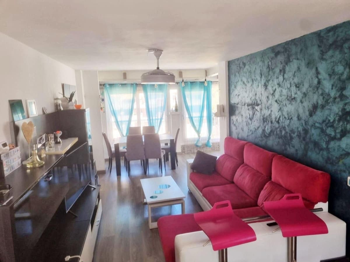 2 soverom Leilighet til salgs i Benalmadena Costa med svømmebasseng - € 375 000 (Ref: 9972083)
