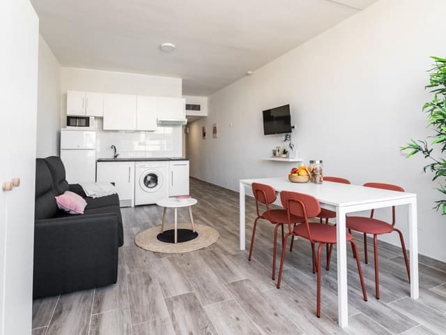 1 sypialnia Apartament na sprzedaż w Fuengirola z basenem - 230 000 € (Ref: 9972085)