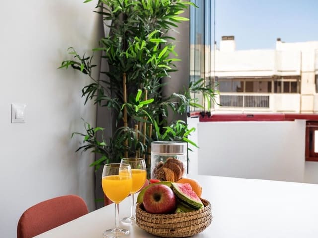 1 sypialnia Apartament na sprzedaż w Fuengirola z basenem - 230 000 € (Ref: 9972085)