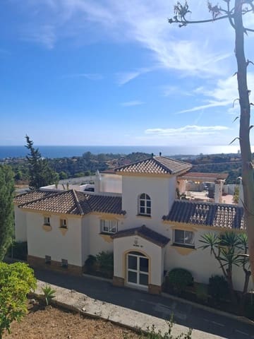 2 slaapkamer Appartement te koop in Calahonda, Mijas met zwembad - € 325.000 (Ref: 9972087)