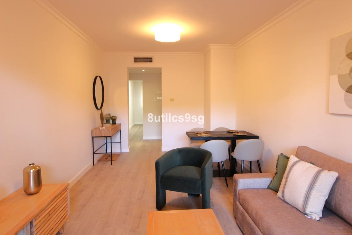 3 bedroom Apartment for sale in Benahavis with pool - € 415,000 (Ref: 9972089)