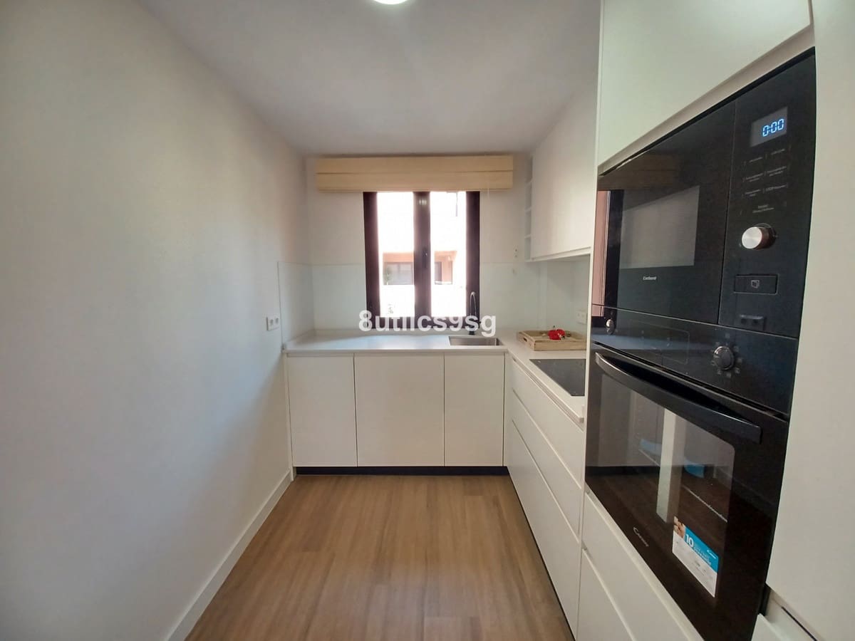 3 bedroom Apartment for sale in Benahavis with pool - € 415,000 (Ref: 9972089)