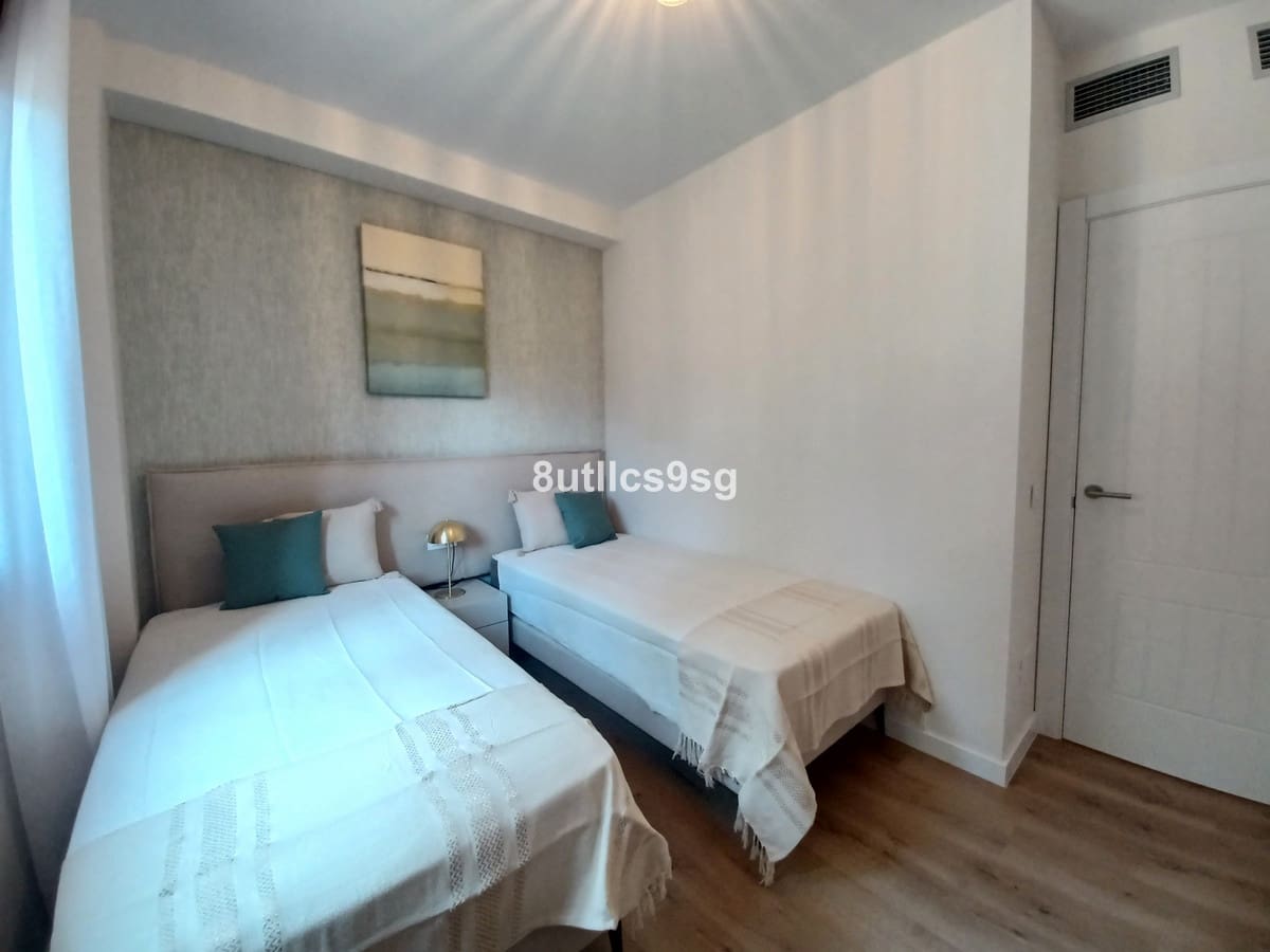 3 bedroom Apartment for sale in Benahavis with pool - € 415,000 (Ref: 9972089)