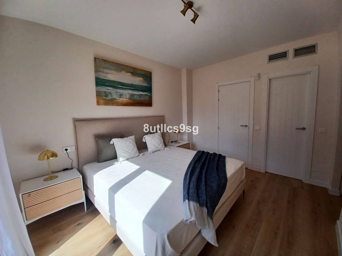 3 bedroom Apartment for sale in Benahavis with pool - € 415,000 (Ref: 9972089)