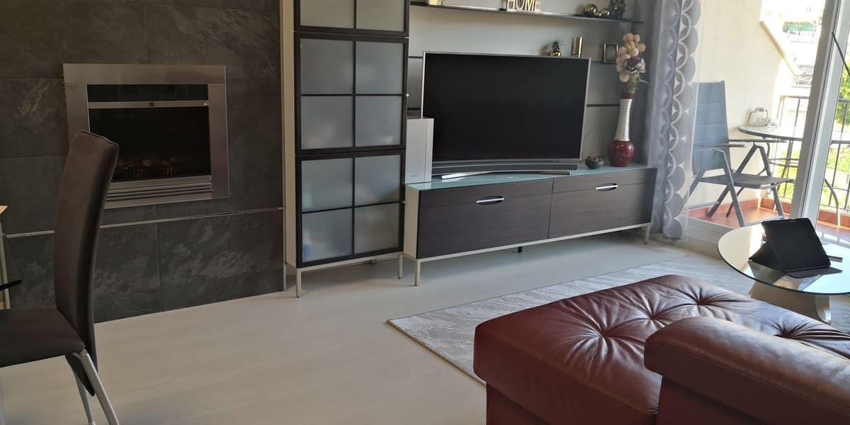 1 soverom Leilighet til salgs i Benalmadena Costa med svømmebasseng - € 270 000 (Ref: 9972093)