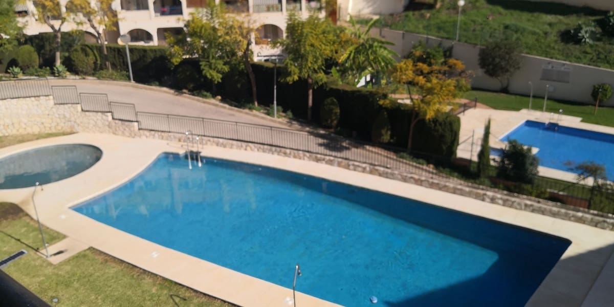 1 soverom Leilighet til salgs i Benalmadena Costa med svømmebasseng - € 270 000 (Ref: 9972093)