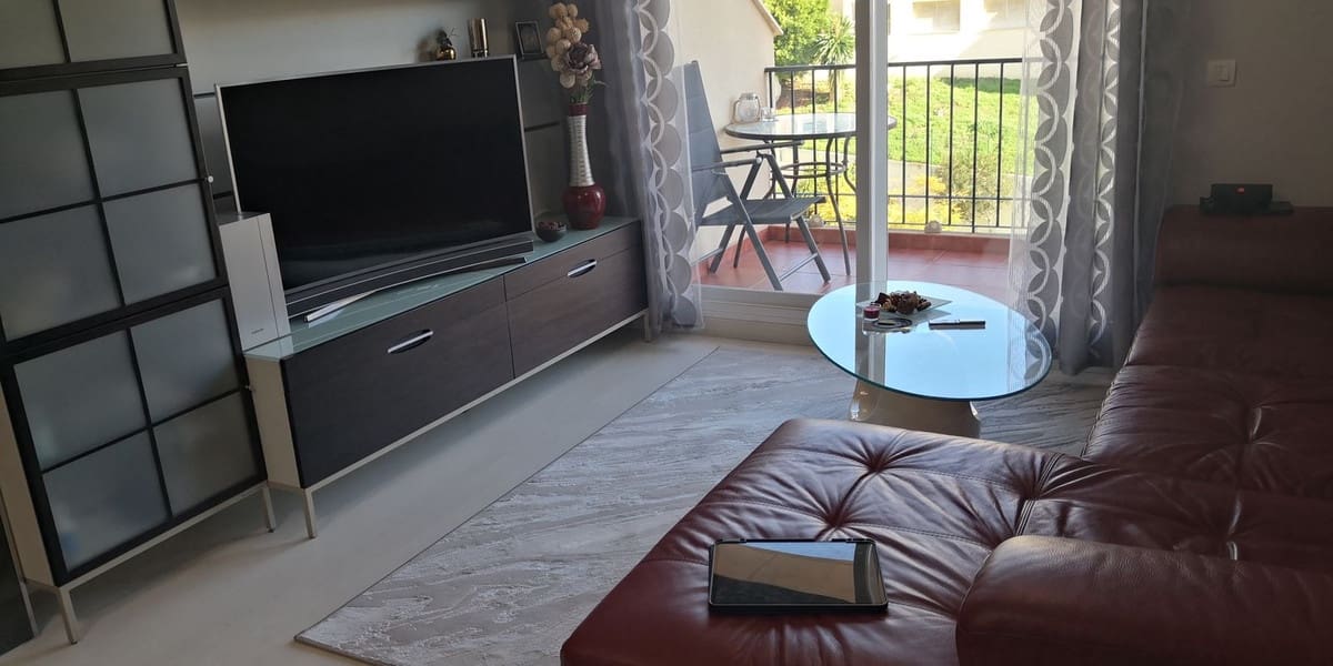 1 soverom Leilighet til salgs i Benalmadena Costa med svømmebasseng - € 270 000 (Ref: 9972093)