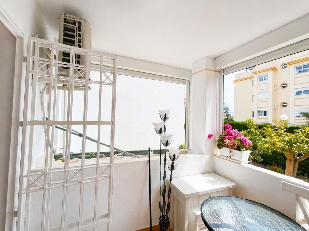 2 soverom Leilighet til salgs i Torremolinos med svømmebasseng - € 314 000 (Ref: 9972094)