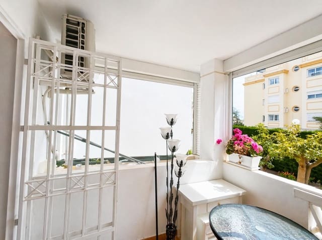 2 soverom Leilighet til salgs i Torremolinos med svømmebasseng - € 314 000 (Ref: 9972094)