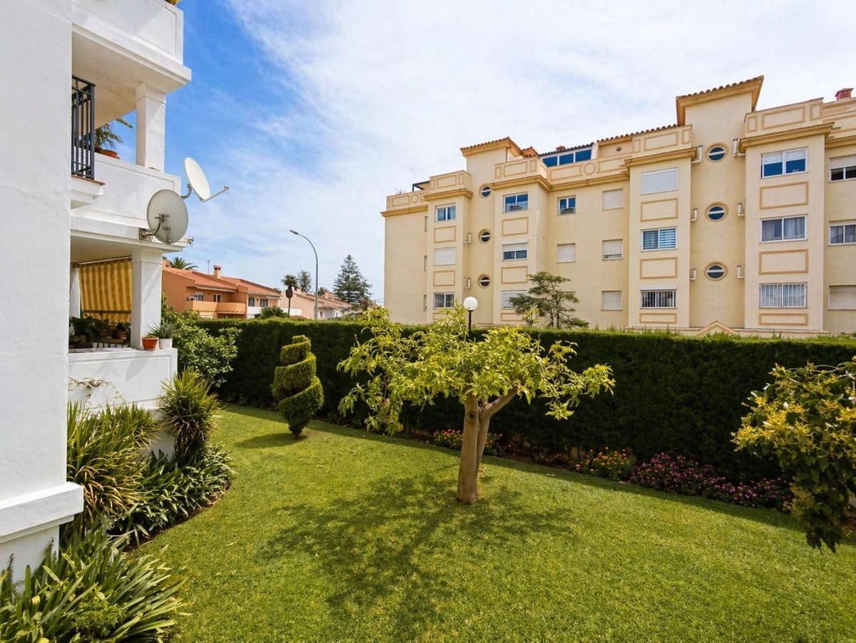 2 soverom Leilighet til salgs i Torremolinos med svømmebasseng - € 314 000 (Ref: 9972094)