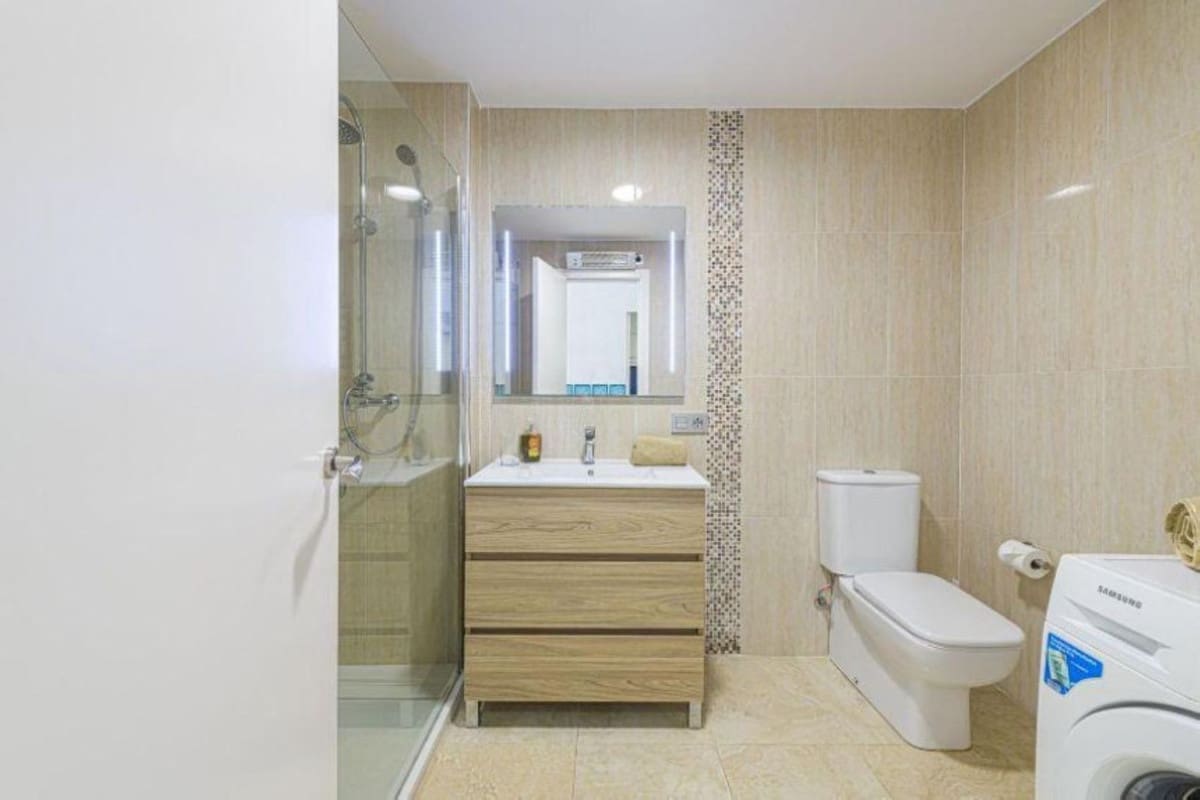 1 bedroom Apartment for sale in Elviria with pool garage - € 370,000 (Ref: 9972095)