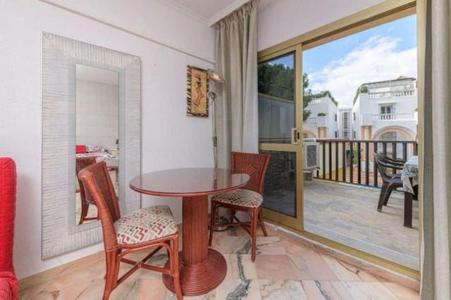 1 soveværelse Lejlighed til salg i Elviria, Marbella med swimmingpool garage - € 370.000 (Ref: 9972095)