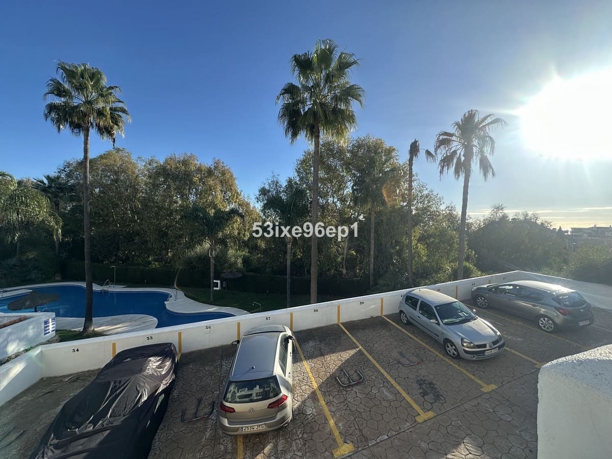 2 bedroom Apartment for sale in Bahia de Casares with pool garage - € 245,000 (Ref: 9972097)