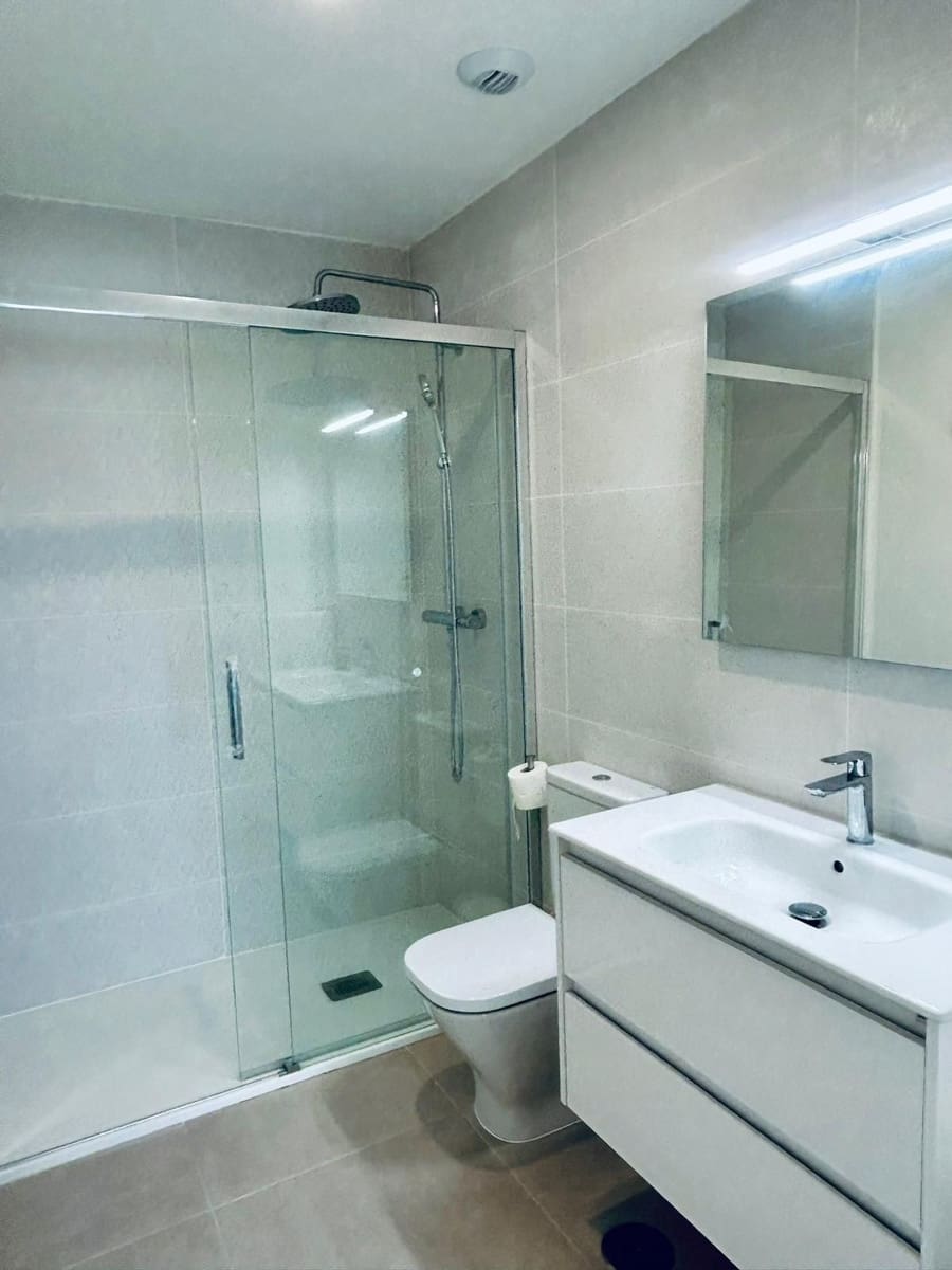 2 Zimmer Apartment zu verkaufen in Estepona mit Pool - 399.000 € (Ref: 9972100)