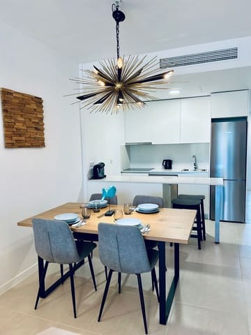 2 Zimmer Apartment zu verkaufen in Estepona mit Pool - 399.000 € (Ref: 9972100)