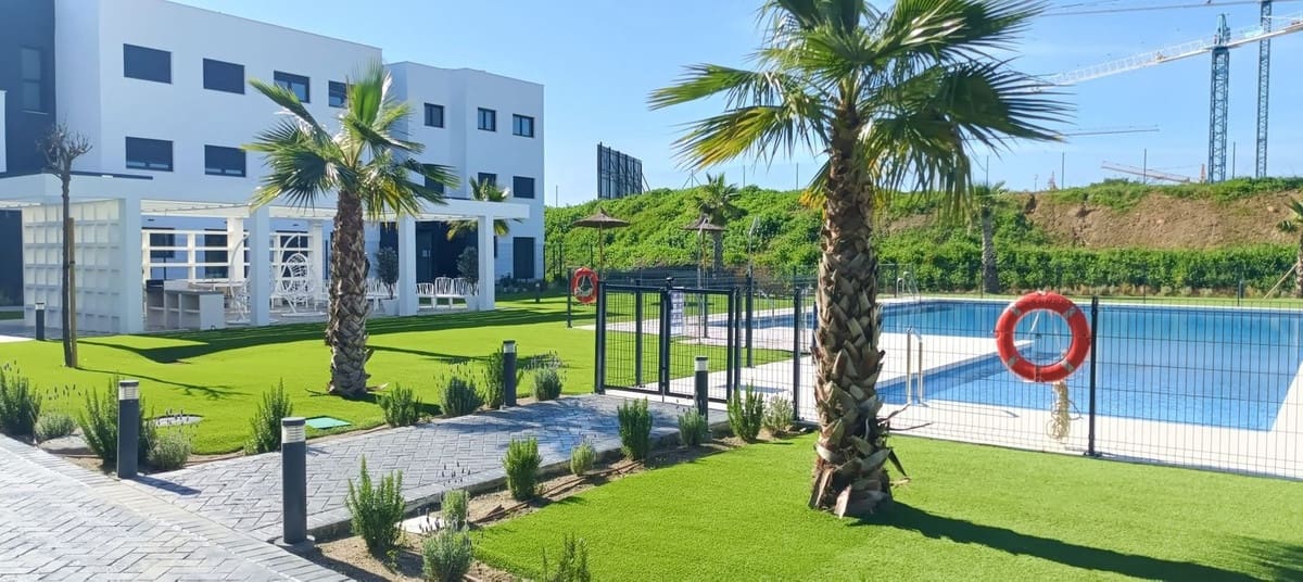 2 Zimmer Apartment zu verkaufen in Estepona mit Pool - 399.000 € (Ref: 9972100)