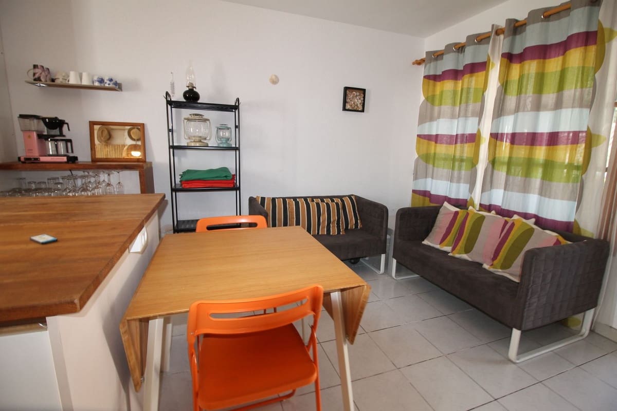 2 makuuhuone Huoneisto myytävänä paikassa La Cala de Mijas mukana uima-altaan - 275 000 € (Ref: 9972101)